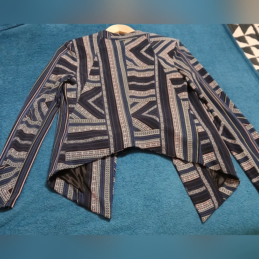 Bcbgeneration Jacket Multicolor Tribal Size Medium - image 4